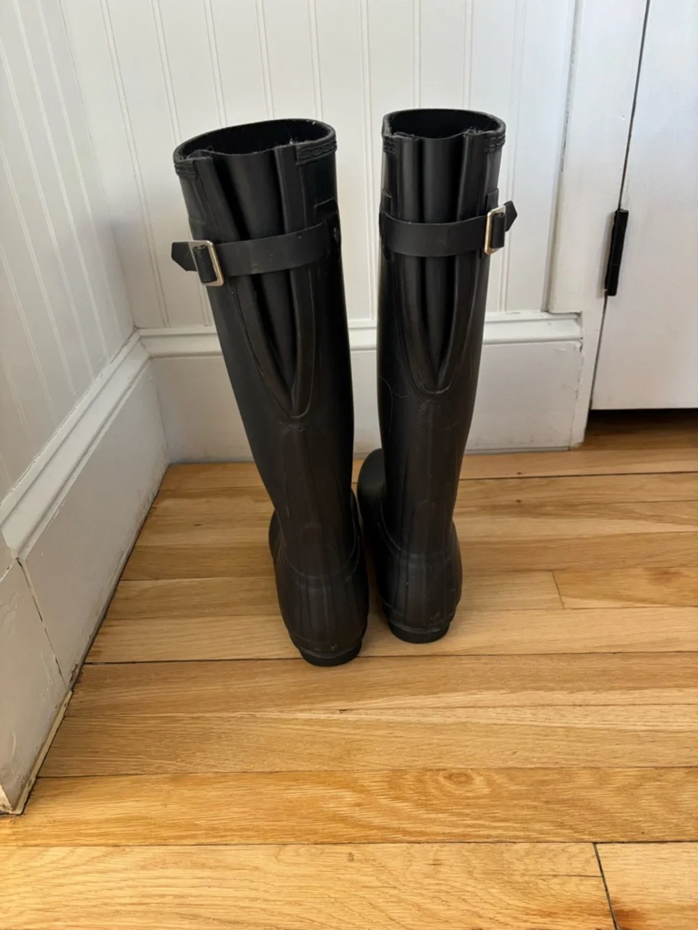 Hunter Tall Adjustable Calf Rain Boots- Black - Picture 2 of 3